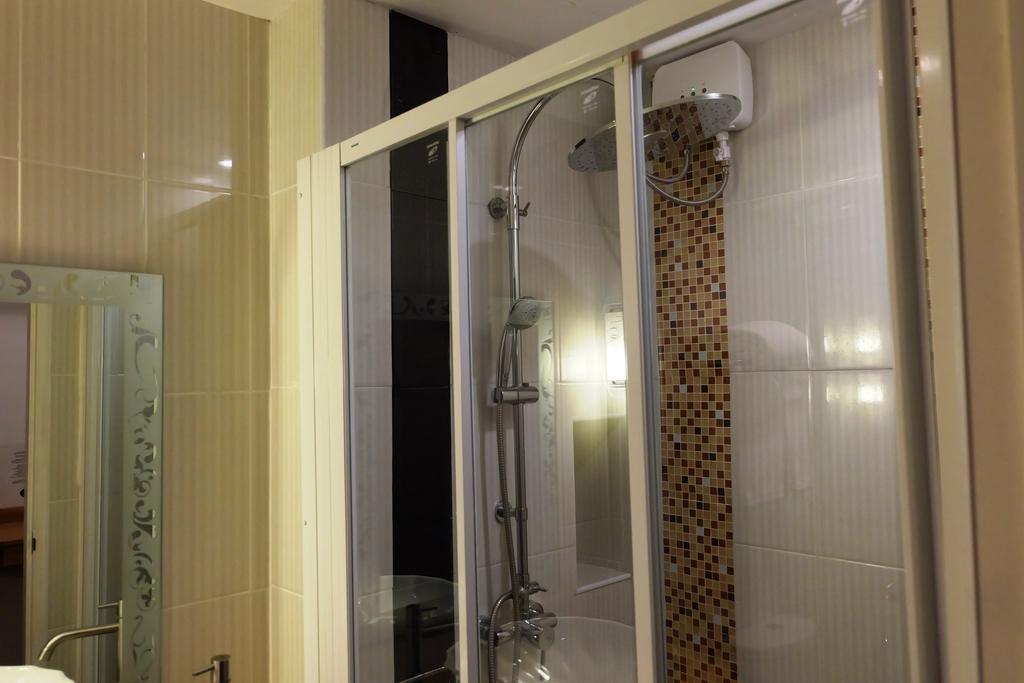 Cozy@9Hotel&Kitchen Банкок Екстериор снимка