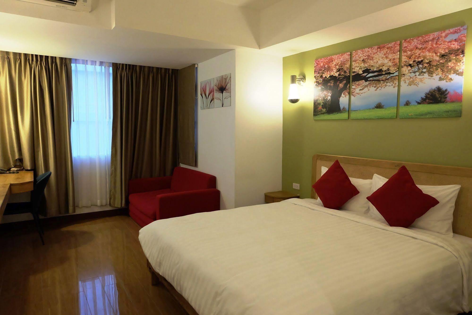 Cozy@9Hotel&Kitchen Банкок Екстериор снимка