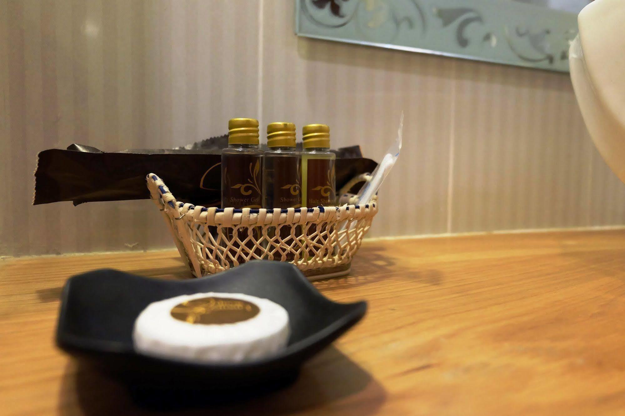 Cozy@9Hotel&Kitchen Банкок Екстериор снимка